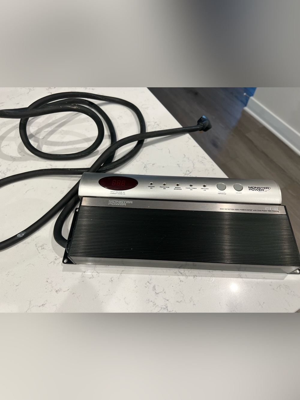 Monster Power MP HTFS 1000 Power Center Surge Protector
